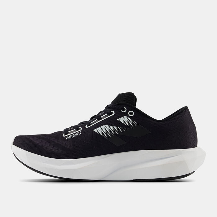 New Balance Men's FuelCell Rebel v4 Running Shoes Black New Balance Men's FuelCell Rebel v4 Running Shoes Black image number 2