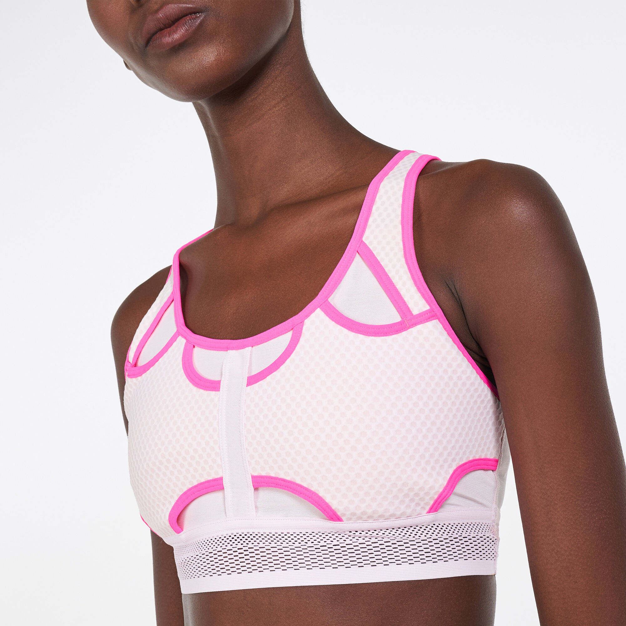 Nike swoosh ultrabreathe sports bra deals