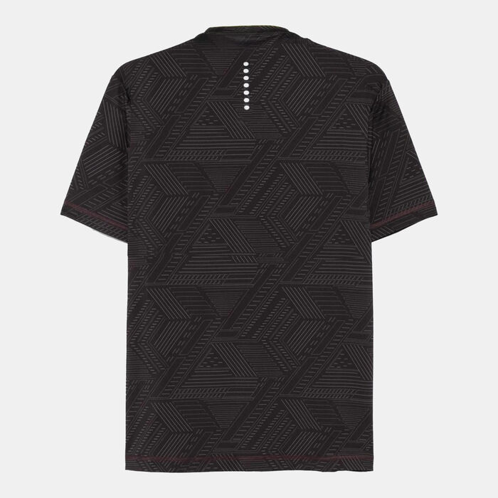 EA7 Emporio Armani Men's Allover Print T-Shirt Brown image number 1