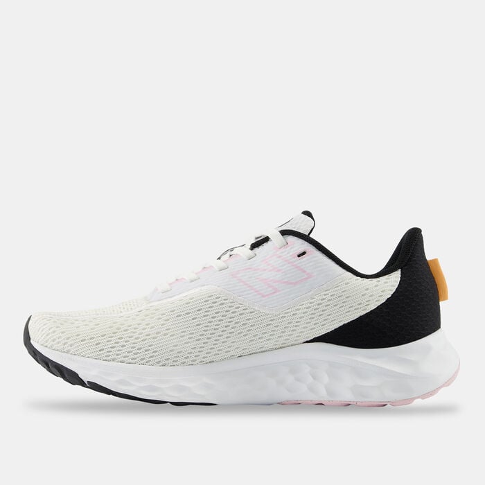 New Balance Women's Fresh Foam Arishi v4 Shoes White New Balance Women's Fresh Foam Arishi v4 Shoes White image number 2