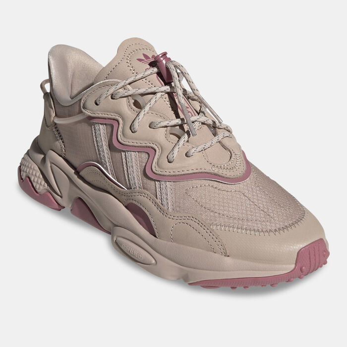 adidas Originals Women's OZWEEGO Shoe Brown adidas Originals Women's OZWEEGO Shoe Brown image number 1