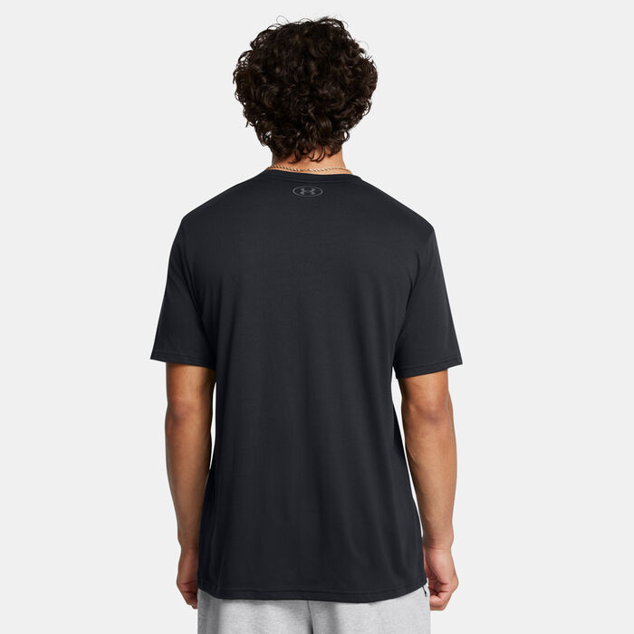 Under Armour Men's Project Rock Payoff Graphic T-Shirt Black Under Armour Men's Project Rock Payoff Graphic T-Shirt Black image number 1