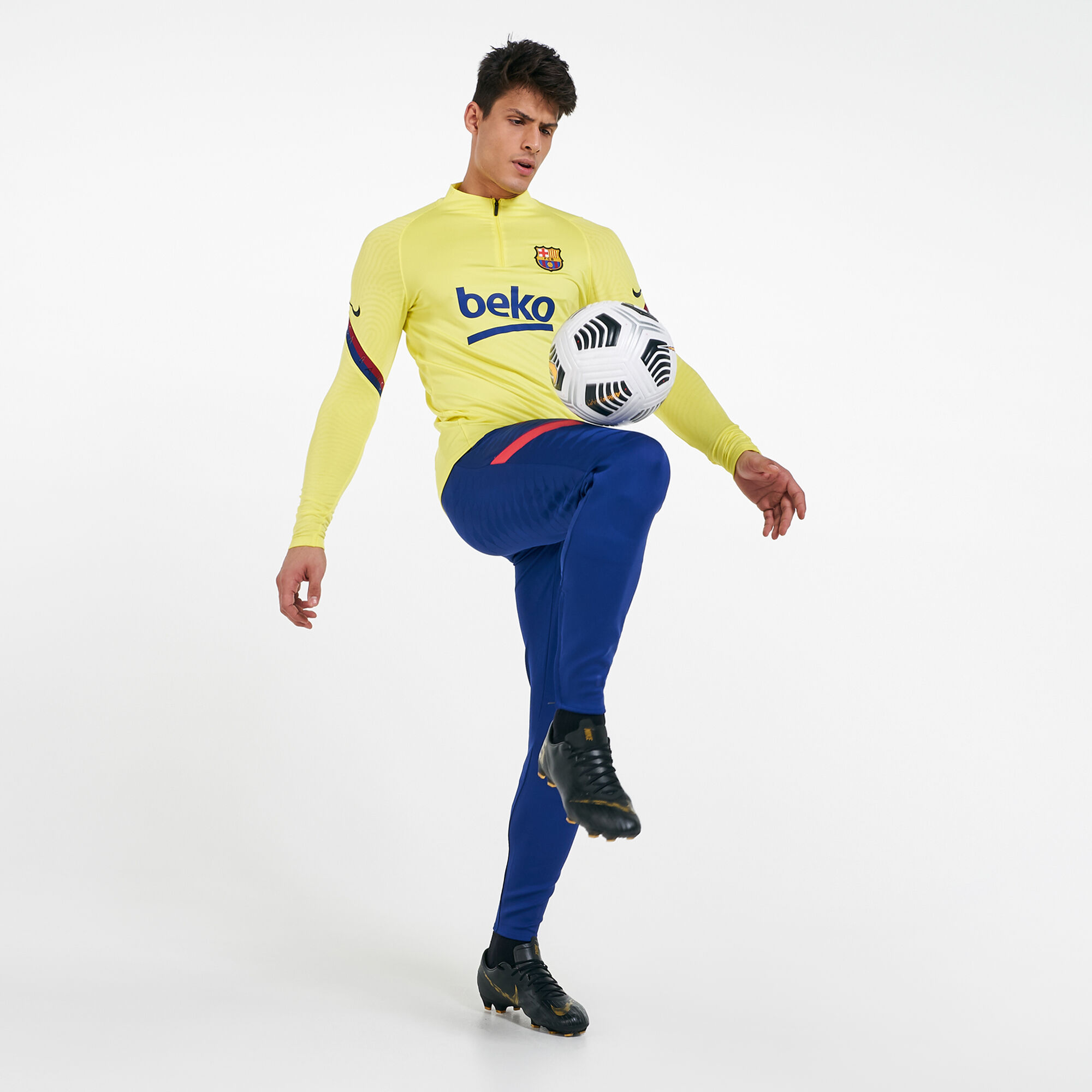 Fc barcelona vaporknit strike store