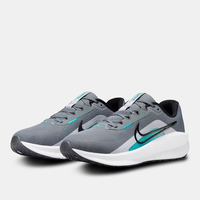 Nike Men's Downshifter 13 Road Running Shoes Grey Nike Men's Downshifter 13 Road Running Shoes Grey image number 1