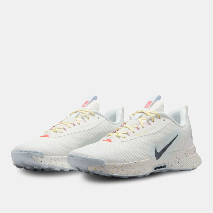 Nike Women's Juniper Trail 3 Trail Running Shoes White Nike Women's Juniper Trail 3 Trail Running Shoes White image number 1