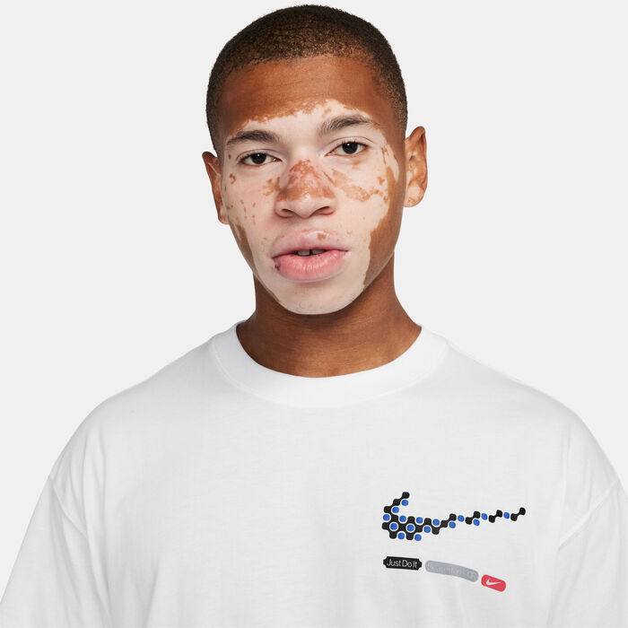 Nike Men's Sportswear Max90 T-Shirt White Nike Men's Sportswear Max90 T-Shirt White image number 2