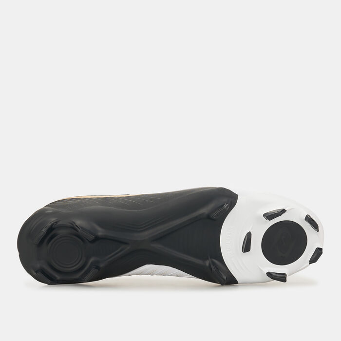 Nike Men's Phantom GX 2 Academy Firm Ground/Multi-Ground Football Shoes White image number 3