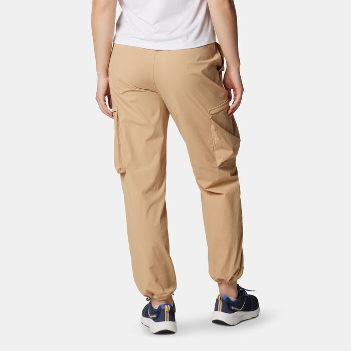Columbia Women's Boundless Trek Cargo Pants Brown Columbia Women's Boundless Trek Cargo Pants Brown image number 1