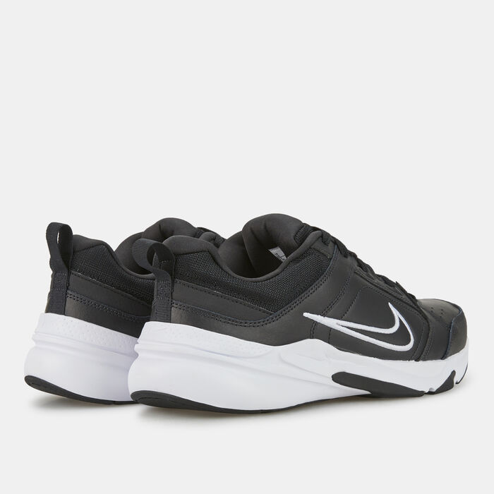 Nike Men's Defy All Day Training Shoe Nike Men's Defy All Day Training Shoe image number 2