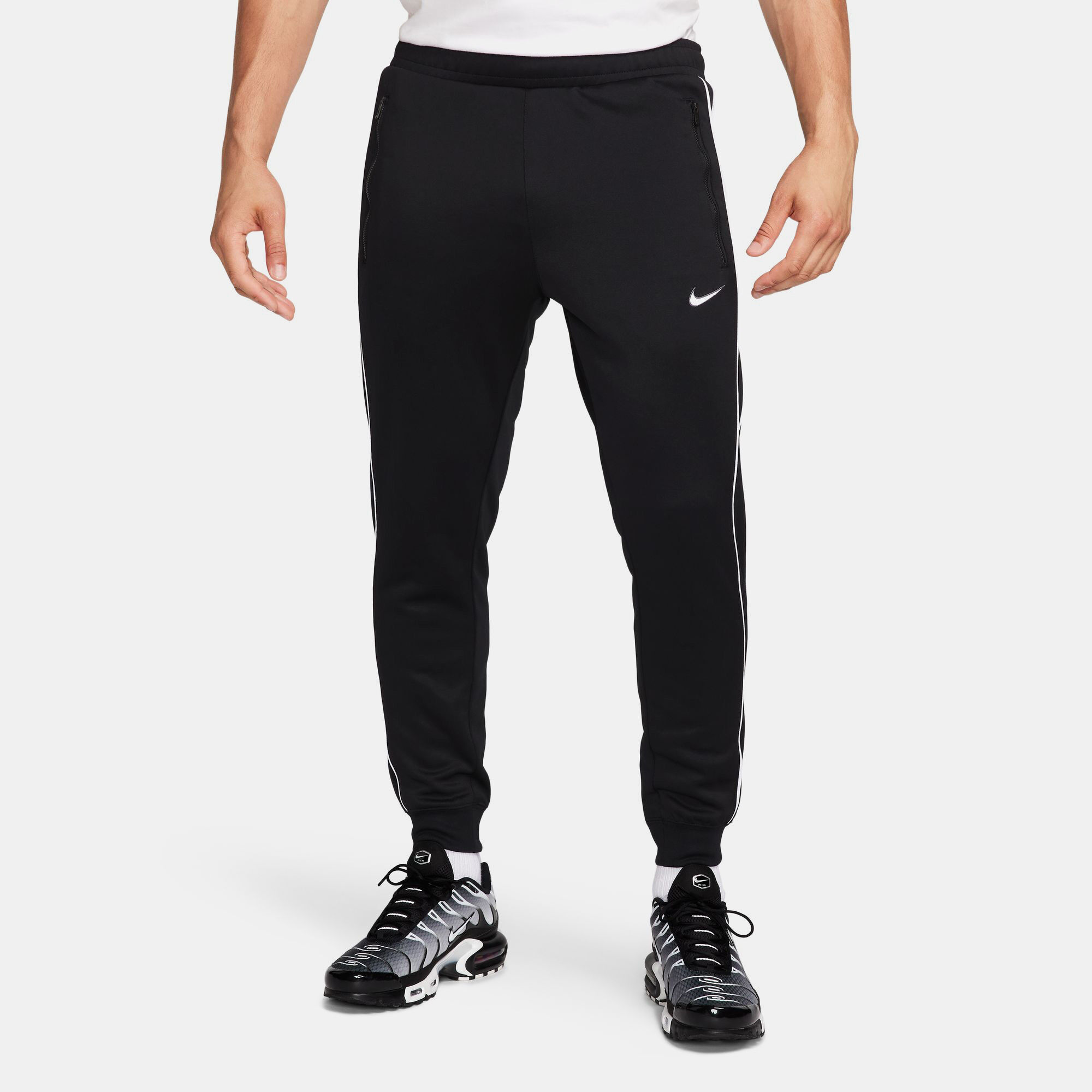 Nike jacket and joggers clearance