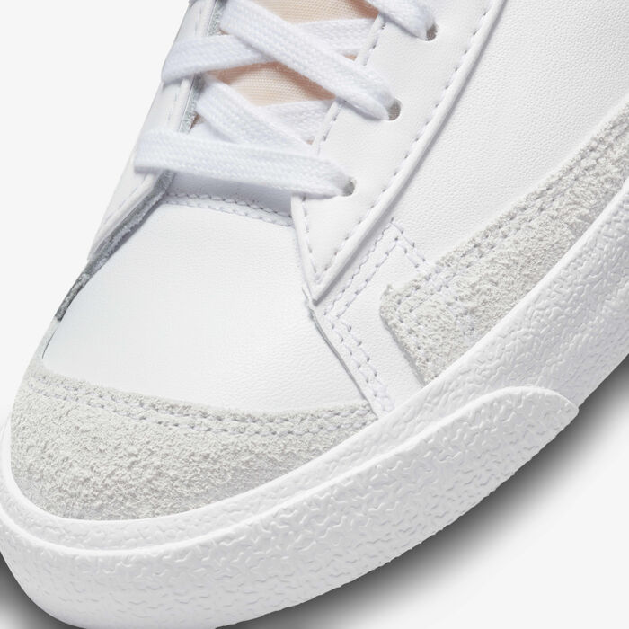 Nike Women's Blazer Mid '77 Shoes White Nike Women's Blazer Mid '77 Shoes White image number 7