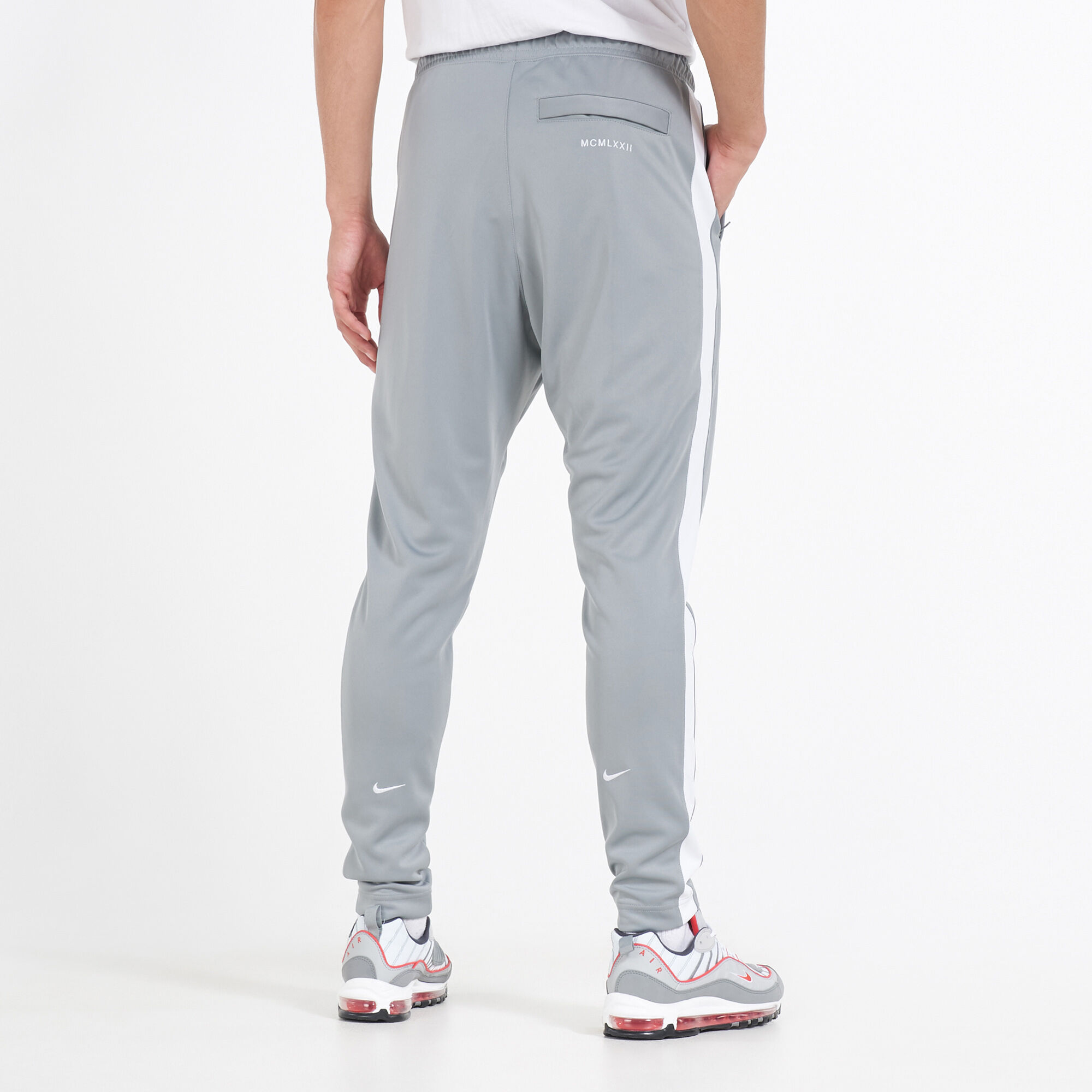 nike sb pant track swoosh