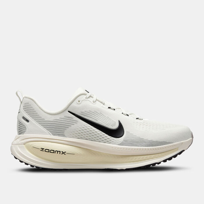 Nike Men's Vomero 18 Road Running Shoes Ivory Nike Men's Vomero 18 Road Running Shoes Ivory image number 0