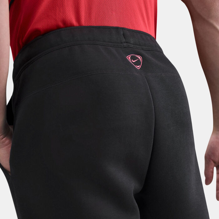 Nike Men's Paris Saint-Germain Tech Total 90 Joggers Black Nike Men's Paris Saint-Germain Tech Total 90 Joggers Black image number 4