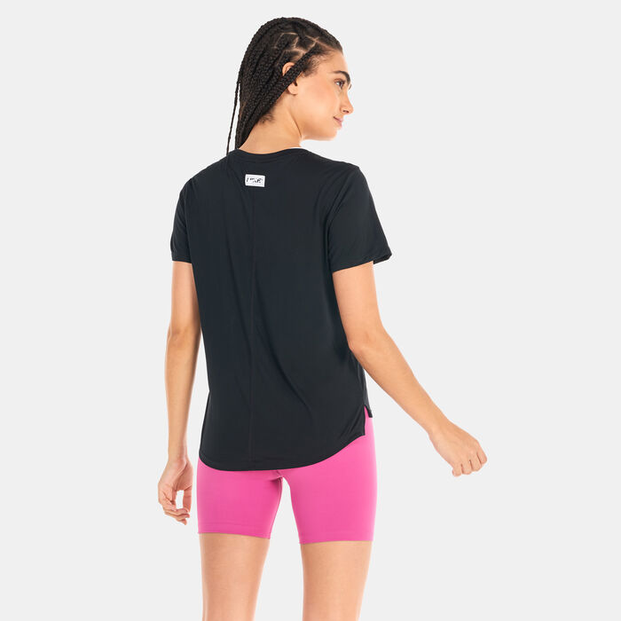 Nike Women's Dri-FIT One GFX T-Shirt Black Nike Women's Dri-FIT One GFX T-Shirt Black image number 1