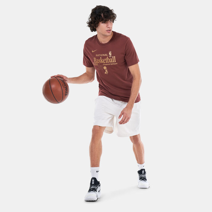 Nike Men's NBA Team 31 Basketball T-Shirt Brown Nike Men's NBA Team 31 Basketball T-Shirt Brown image number 2