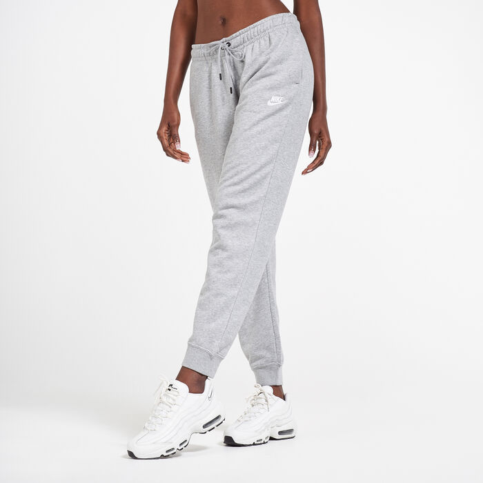 Buy Nike Women's Sportswear Essential Fleece Sweatpants Grey in KSA -SSS