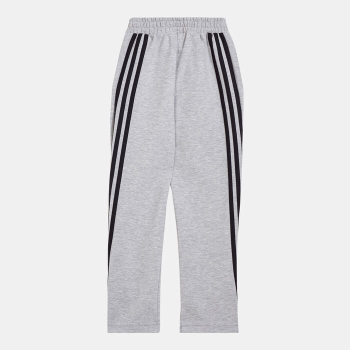 Kids' 3-Stripes Tapered Pants (Older Kids) Kids' 3-Stripes Tapered Pants (Older Kids) image number 1