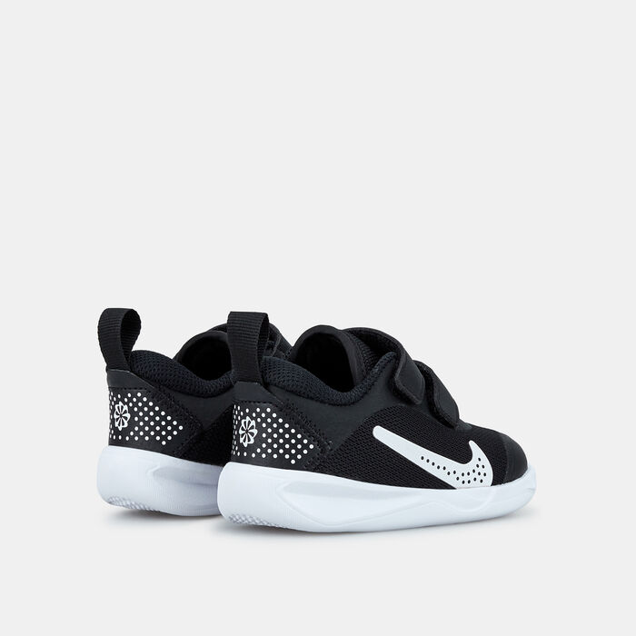 Nike Kids' Omni-Multi Court Running Shoe (Baby and Toddler) Black Nike Kids' Omni-Multi Court Running Shoe (Baby and Toddler) Black image number 2