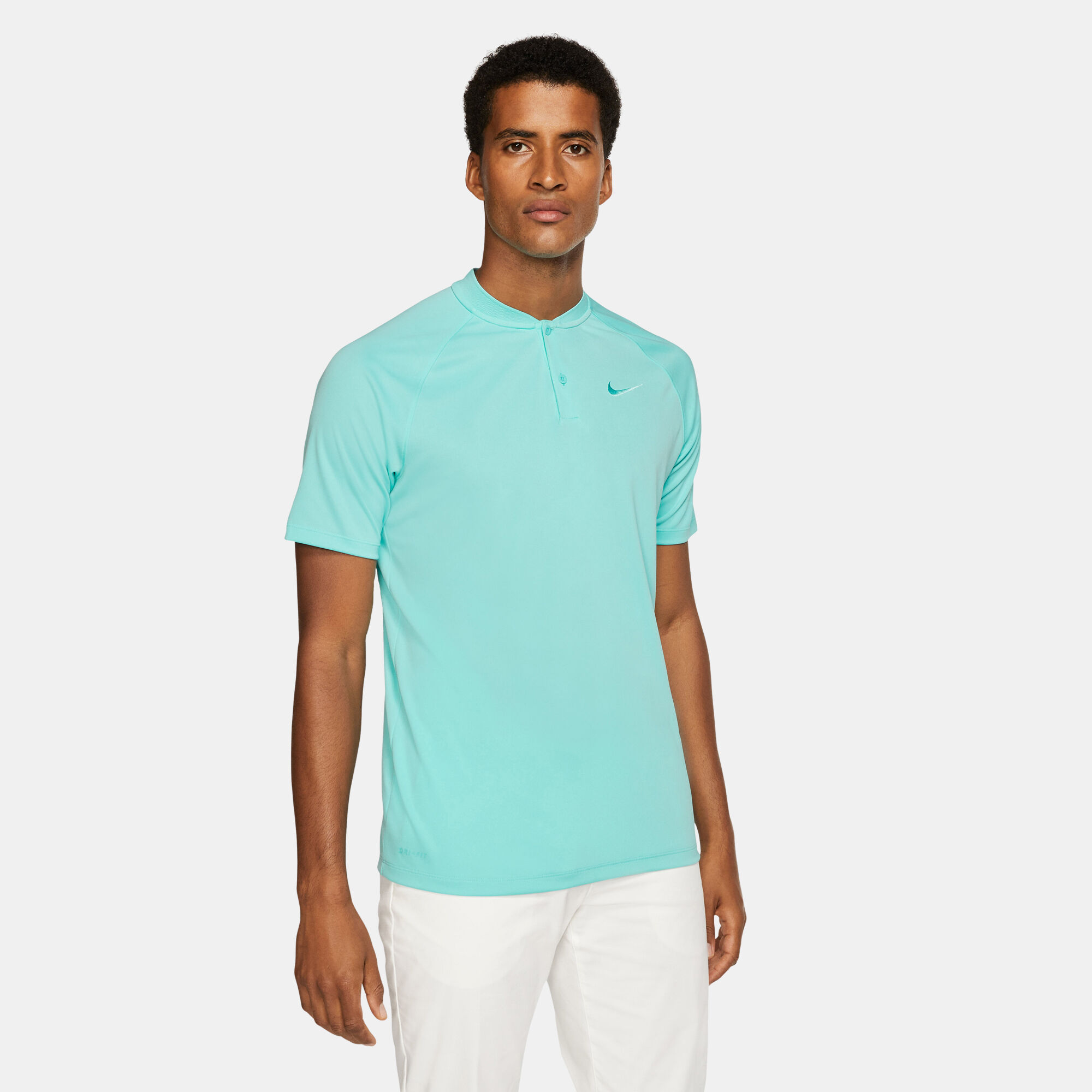 Nike momentum shirt discount