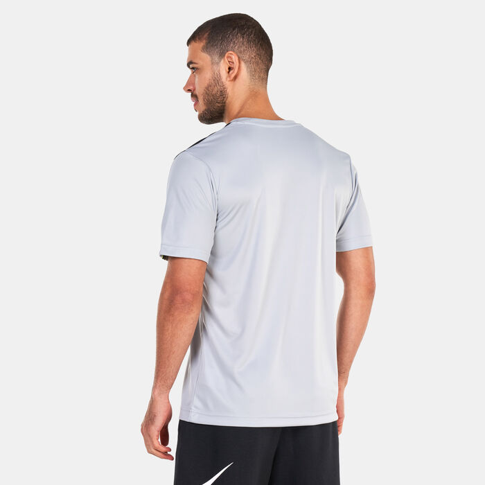 Nike Men's Sportswear Repeat T-Shirt Grey image number 1