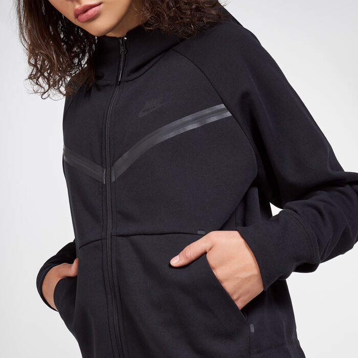 Nike Women's Sportswear Tech Fleece Windrunner Hoodie Black image number 3