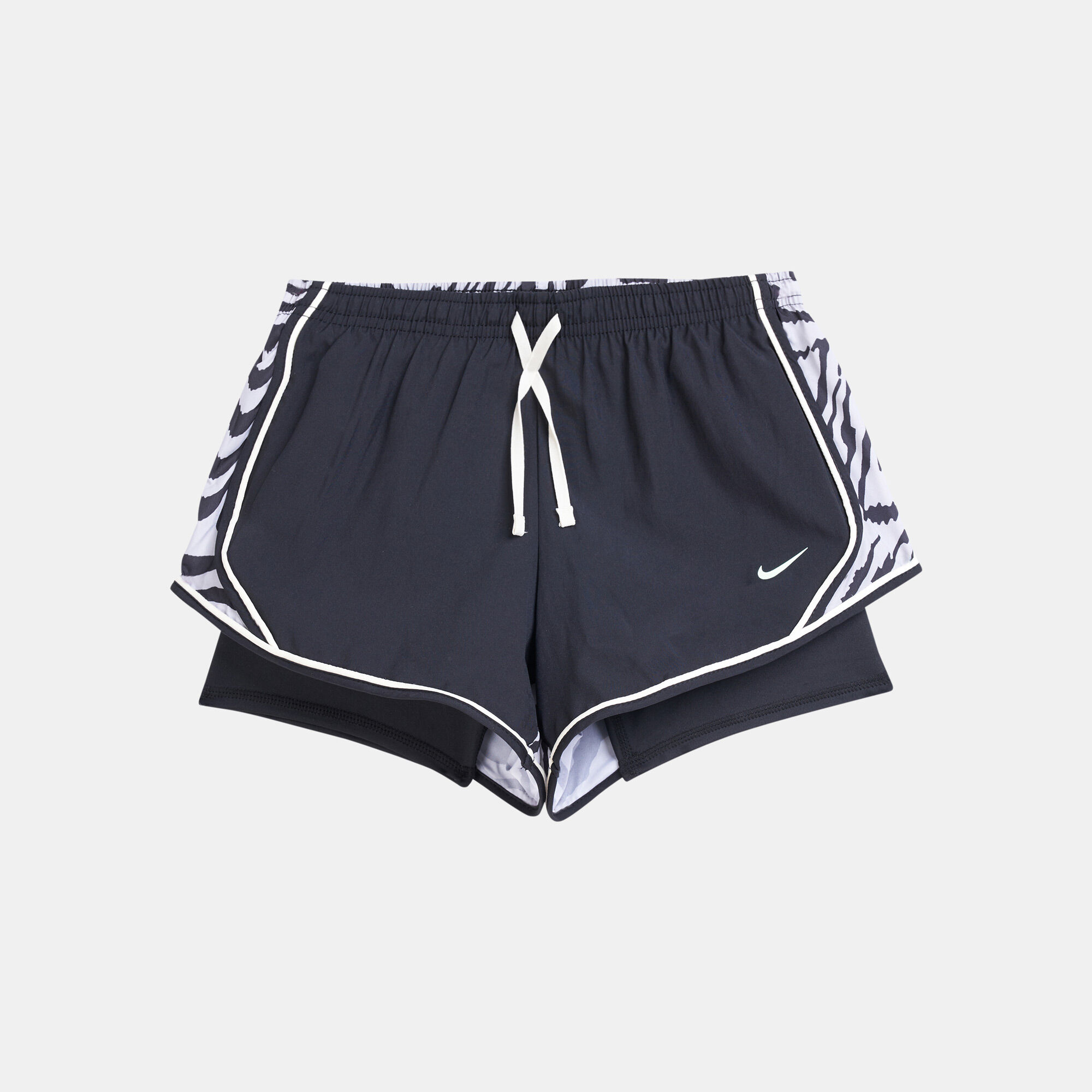 Kids nike cheap running shorts