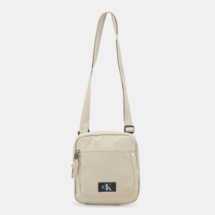 Calvin Klein Men's Sport Essentials Reporter Bag Beige Calvin Klein Men's Sport Essentials Reporter Bag Beige image number 0