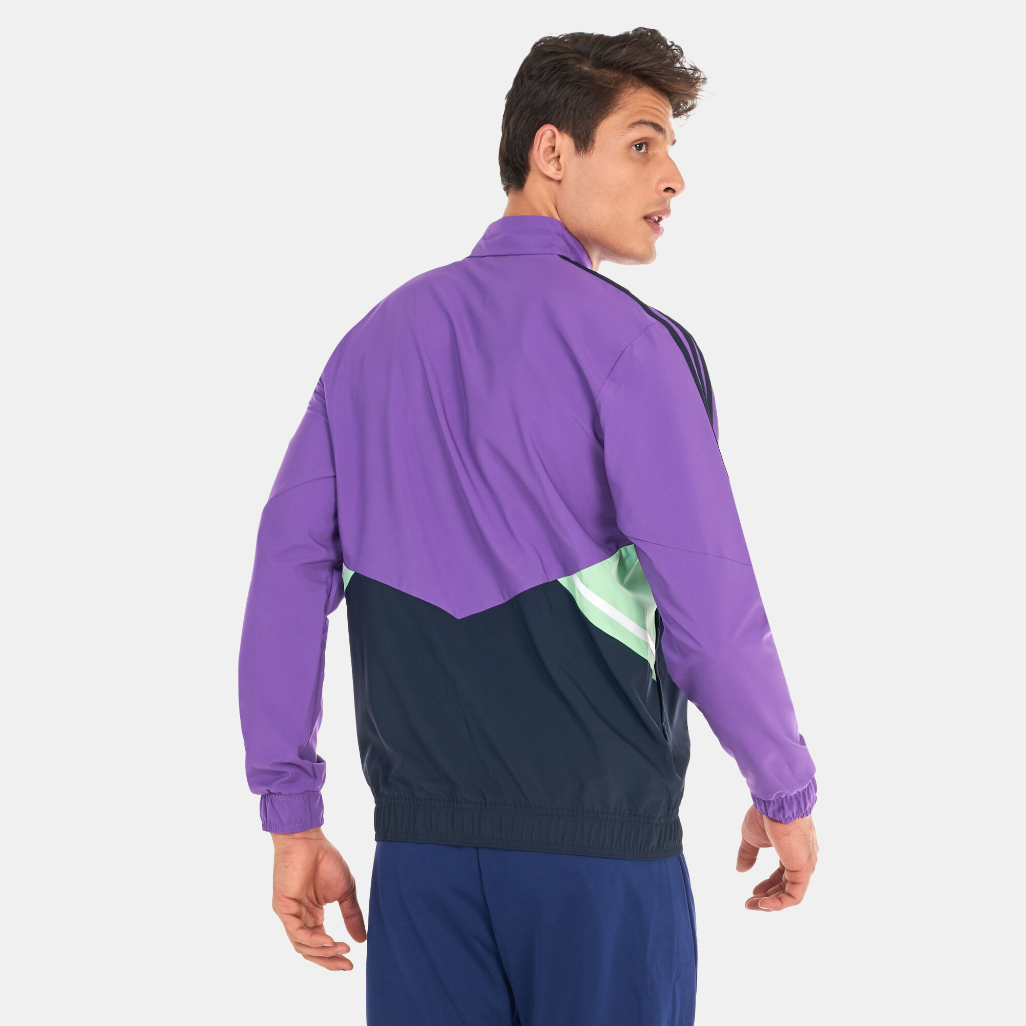 Buy adidas Men s Real Madrid Condivo 22 Presentation Track Jacket
