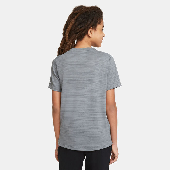 Nike Kids' Miler Run Division T-Shirt (Older Kids) Grey Nike Kids' Miler Run Division T-Shirt (Older Kids) Grey image number 1
