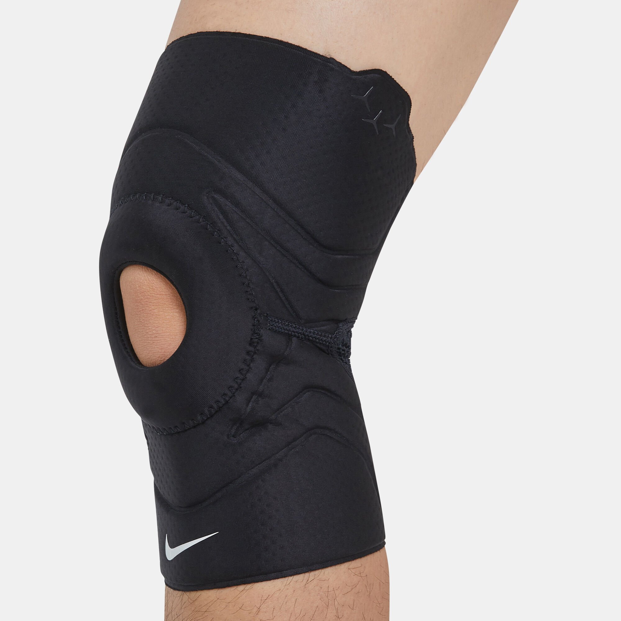 Pro Open Patella 3.0 Knee Sleeve Black Nike in KSA SSS