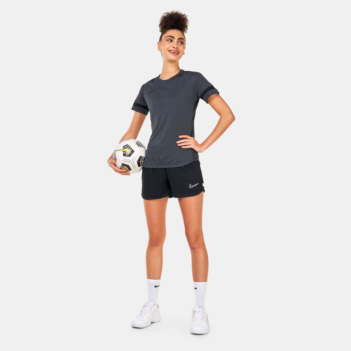 Nike Women's Dri-FIT Academy Knit Football Shorts Nike Women's Dri-FIT Academy Knit Football Shorts image number 2