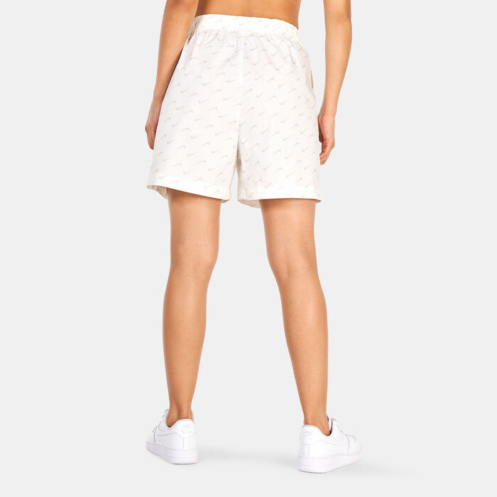 Nike Women's Sportswear Everyday Woven High-Rise Shorts Ivory image number 1