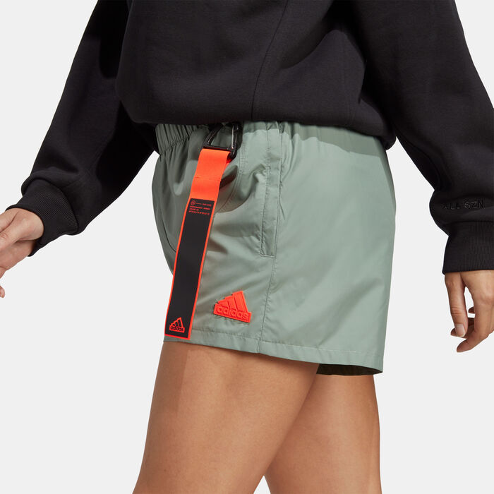 adidas Women's City Escape Shorts Green adidas Women's City Escape Shorts Green image number 2