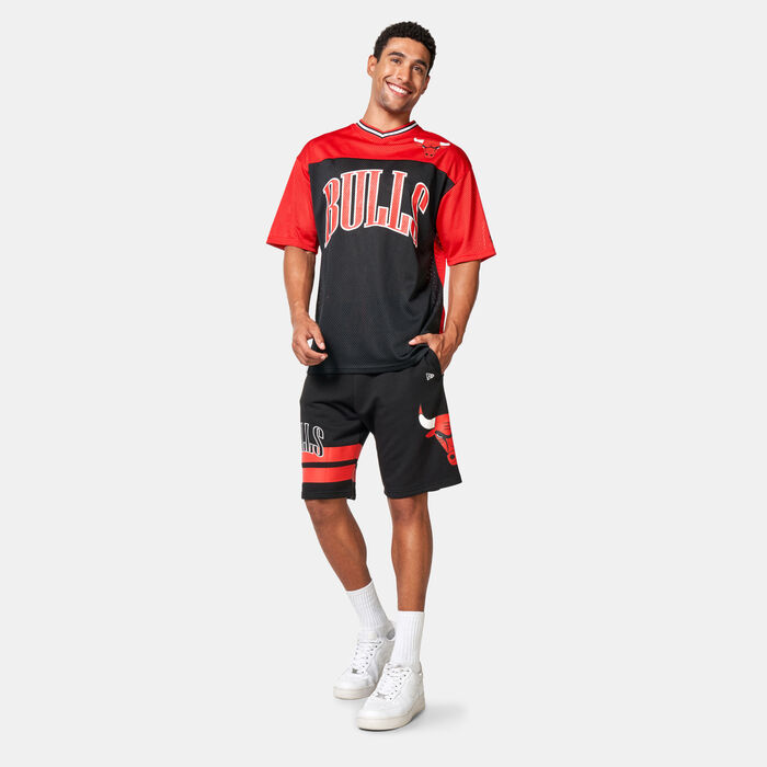 New Era Men's NBA Chicago Bulls Arch Graphic T-Shirt Red image number 2