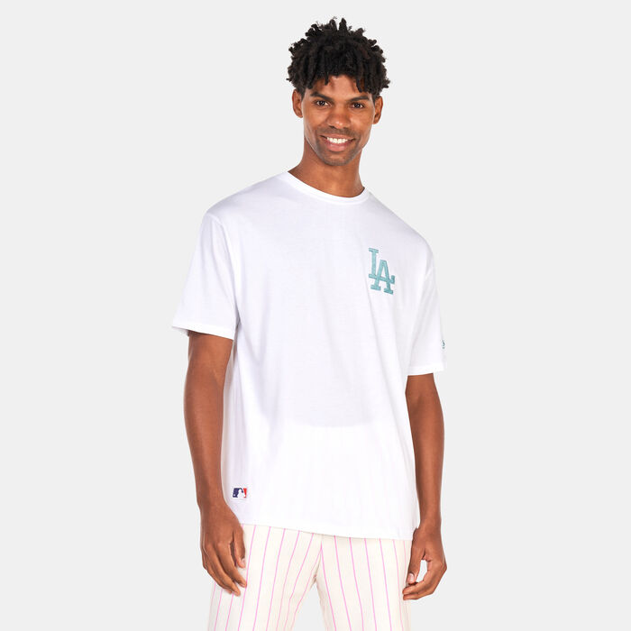 New Era Men's Los Angeles Dodgers League Essential Oversized T-Shirt White New Era Men's Los Angeles Dodgers League Essential Oversized T-Shirt White image number 0