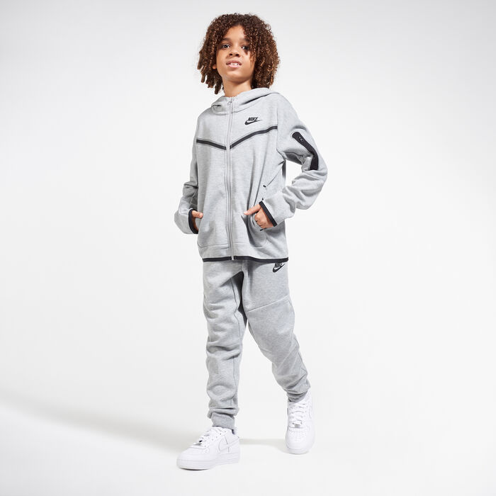 Nike Kids' Sportswear Tech Fleece Hoodie (Older Kids) Grey Nike Kids' Sportswear Tech Fleece Hoodie (Older Kids) Grey image number 2