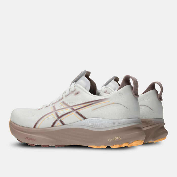 ASICS Women's GEL-KAYANO 32 Running Shoes White ASICS Women's GEL-KAYANO 32 Running Shoes White image number 2
