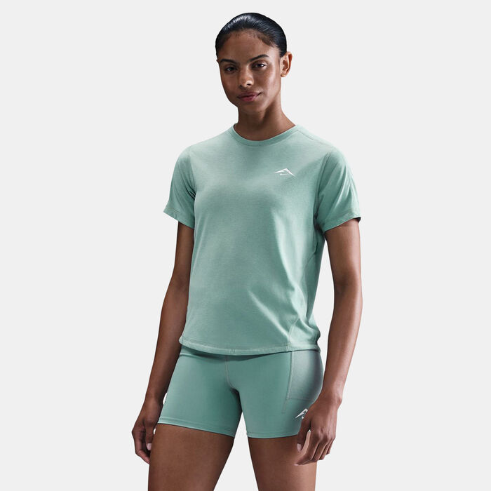 Nike Women's Trail Dri-FIT Running Top Green Nike Women's Trail Dri-FIT Running Top Green image number 0