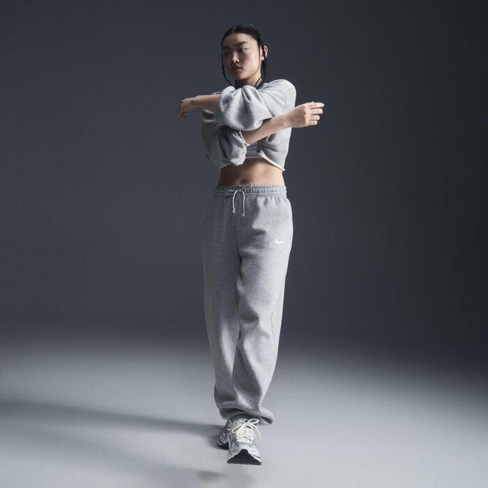 Nike Women's Sportswear Phoenix Fleece Sweatpants Grey Nike Women's Sportswear Phoenix Fleece Sweatpants Grey image number 4