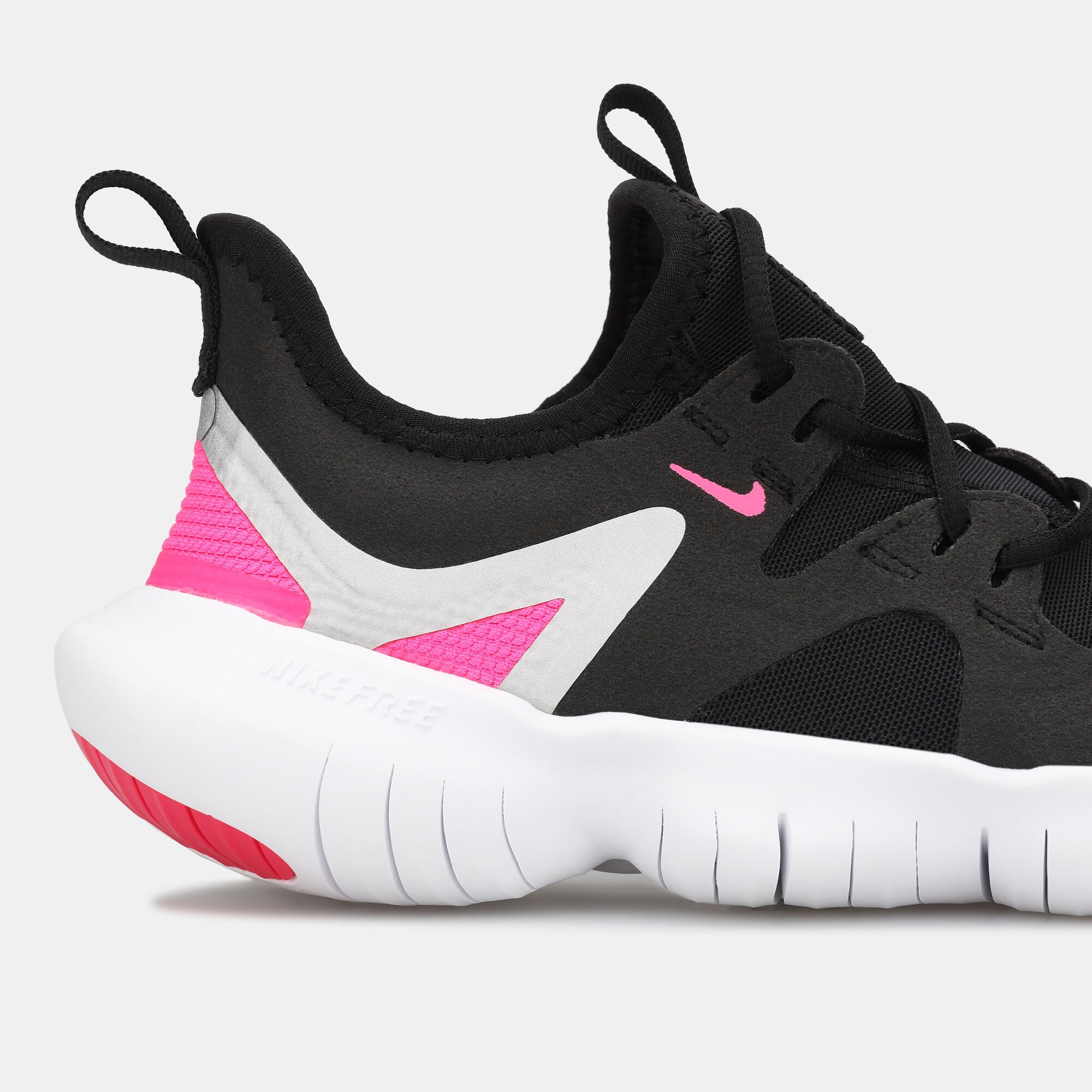 Free rn 5.0 deals older kids' running shoe