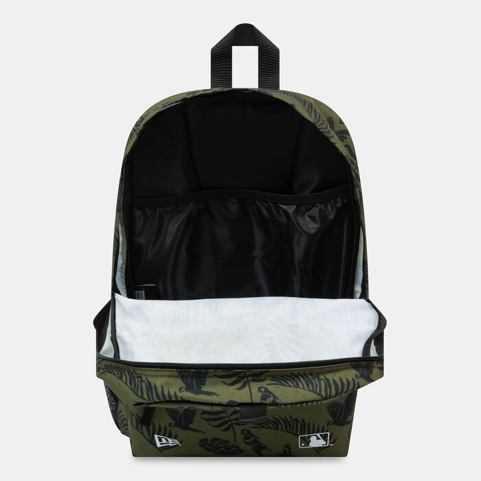 New Era New York Yankees Allover Print Stadium Backpack Green New Era New York Yankees Allover Print Stadium Backpack Green image number 3