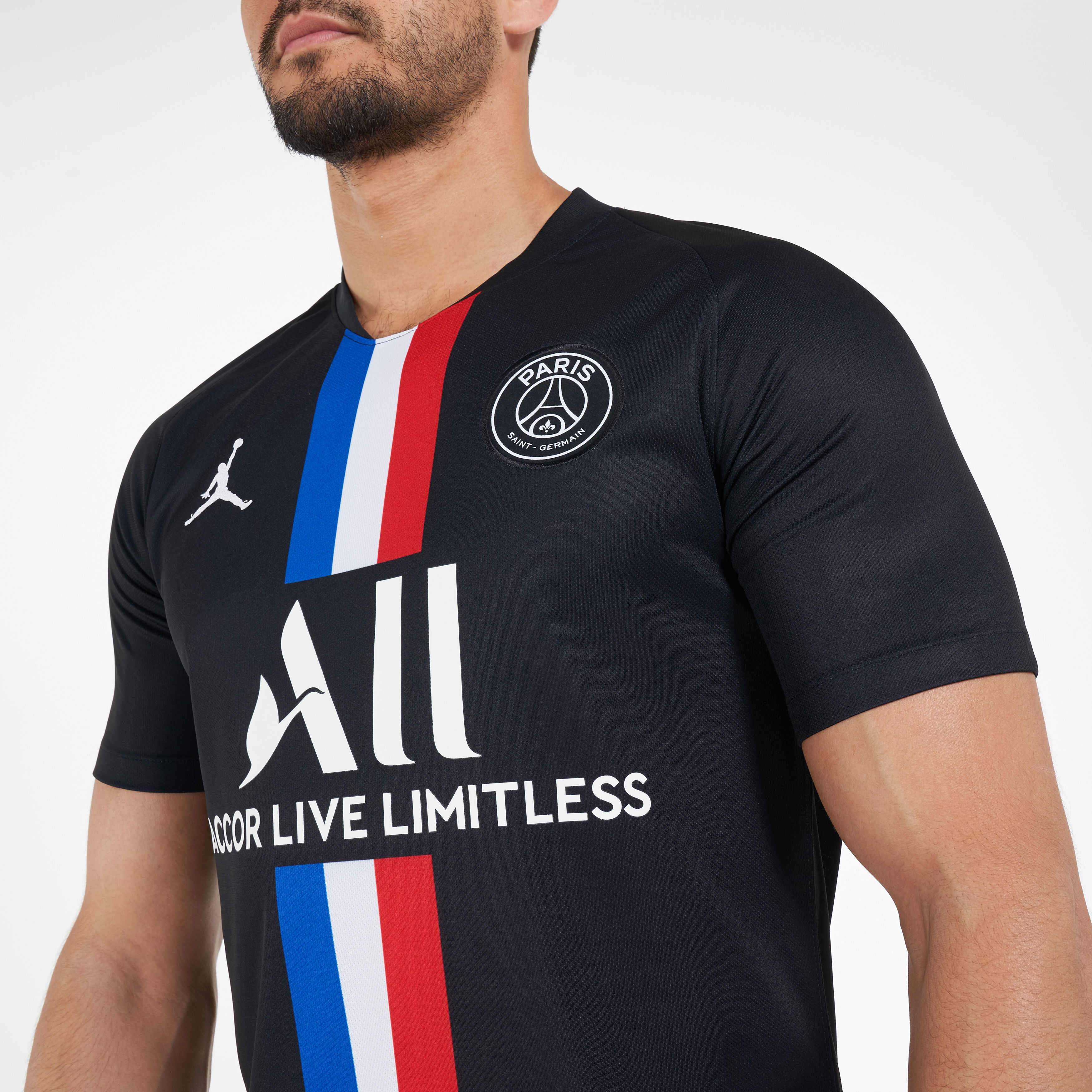 Buy Jordan Men s Paris Saint Germain 2019 20 Stadium Fourth Jersey