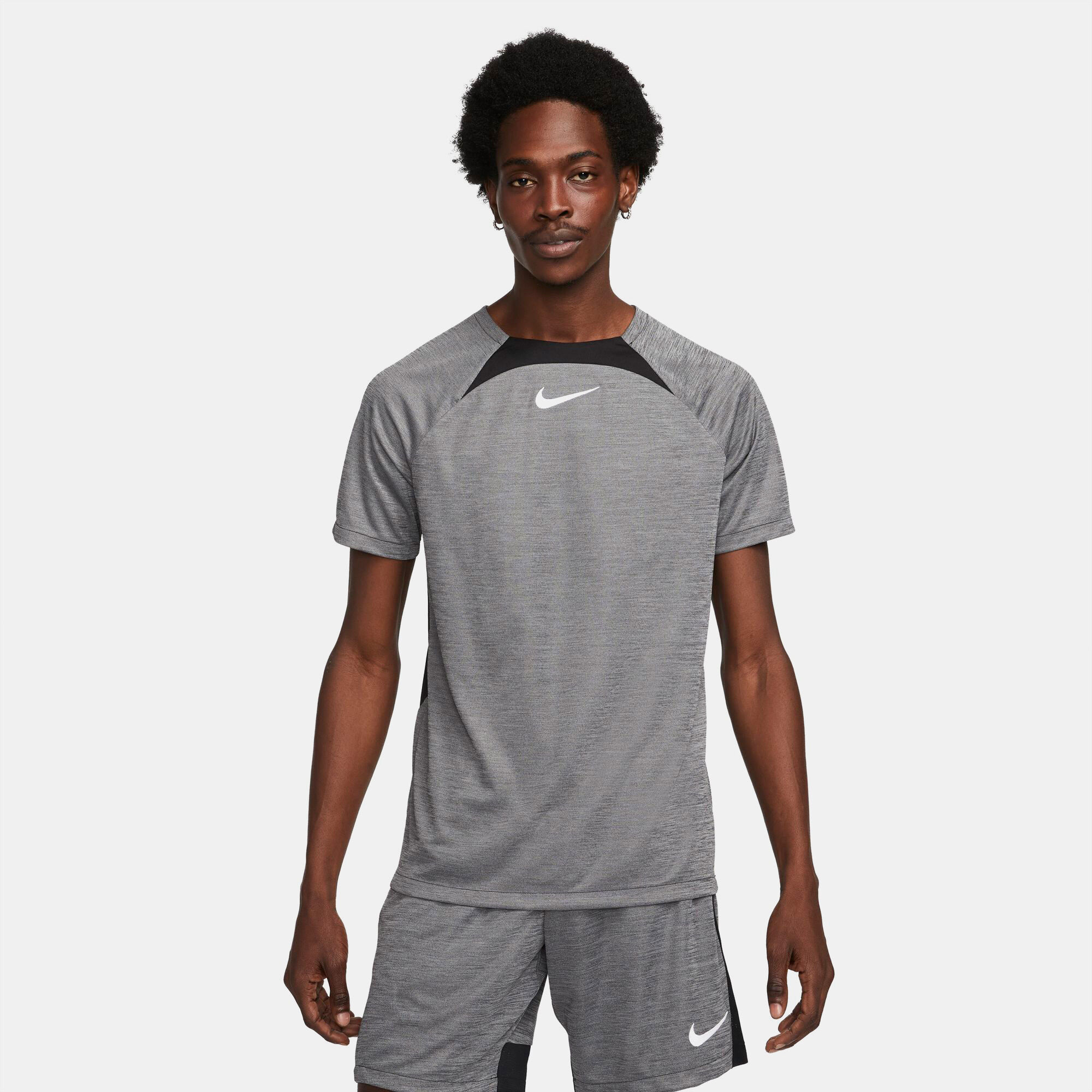 Nike discount football undershirt