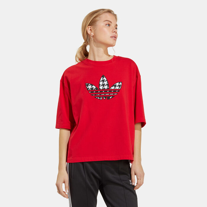 adidas Originals Women's Originals Houndstooth Trefoil Infill T-Shirt Red adidas Originals Women's Originals Houndstooth Trefoil Infill T-Shirt Red image number 0