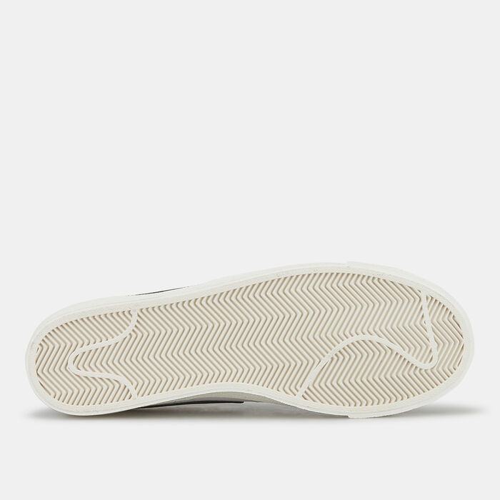 Nike Women's Blazer Low '77 Vintage Shoes White Nike Women's Blazer Low '77 Vintage Shoes White image number 3