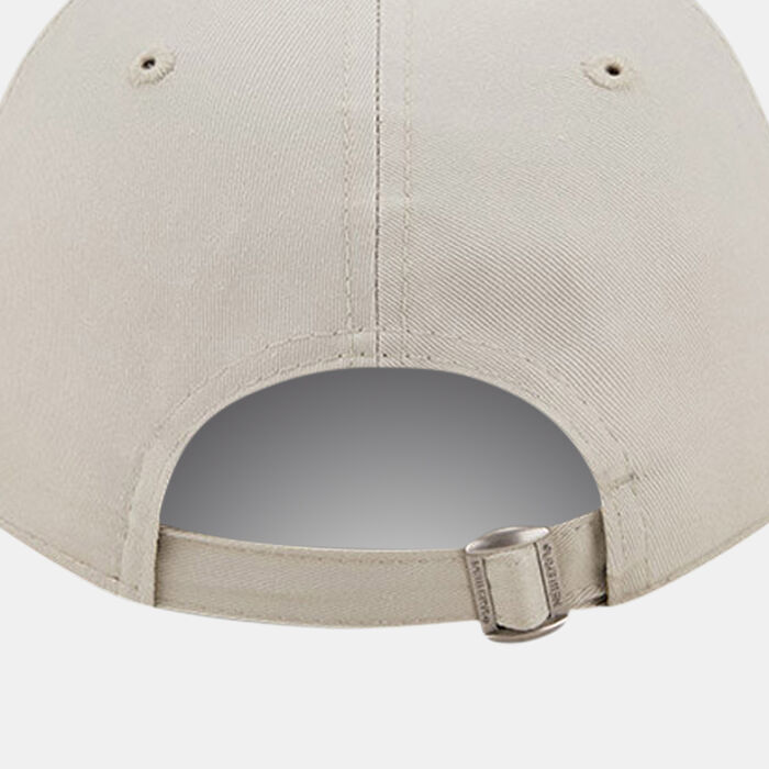 New Era Men's League Essential New York Yankees 9FORTY Cap Beige New Era Men's League Essential New York Yankees 9FORTY Cap Beige image number 3