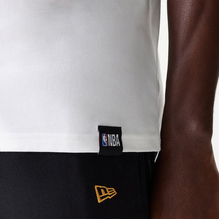 New Era Men's NBA LA Lakers Worn T-Shirt White New Era Men's NBA LA Lakers Worn T-Shirt White image number 4
