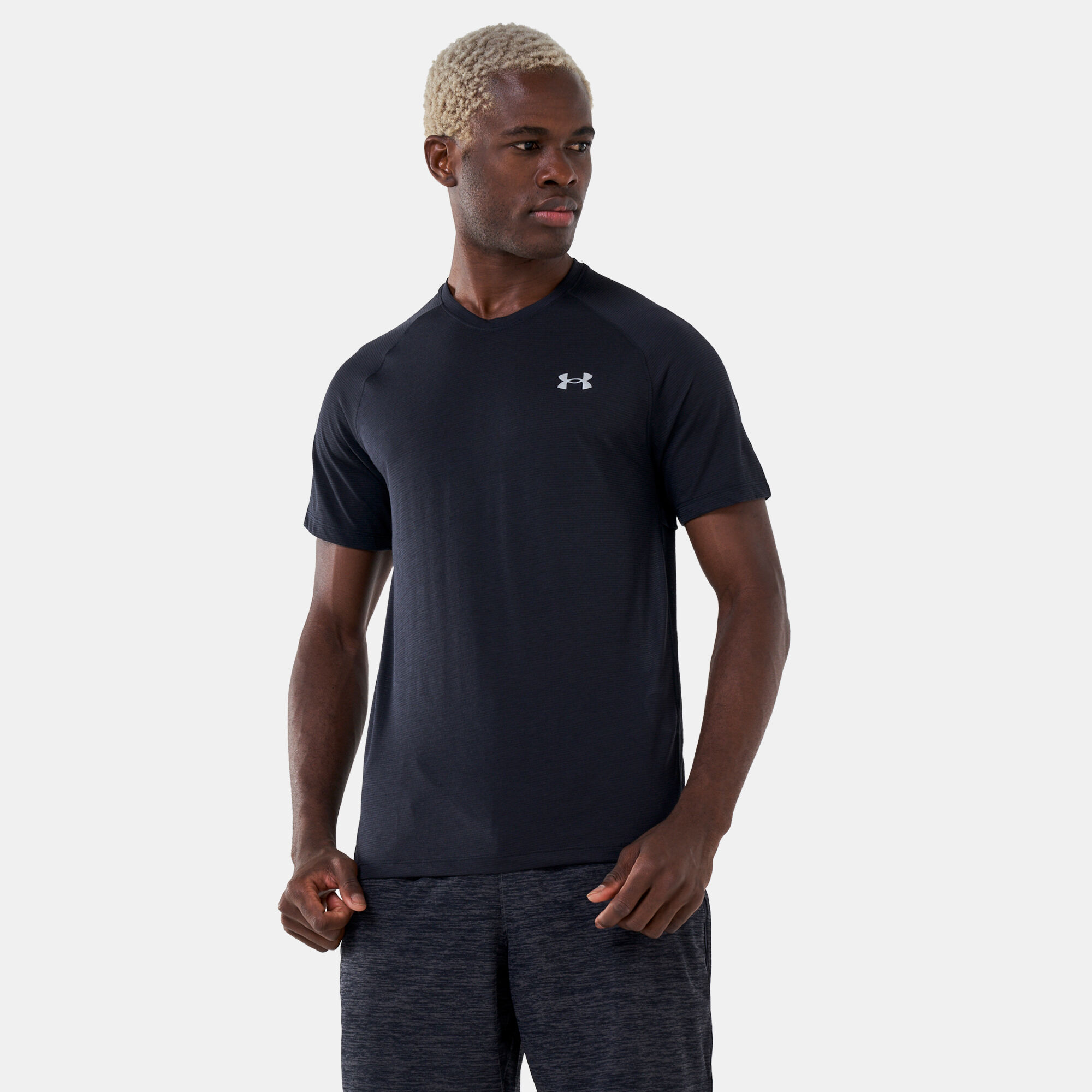 Buy Under Armour Men s Streaker Run T Shirt Black in KSA SSS