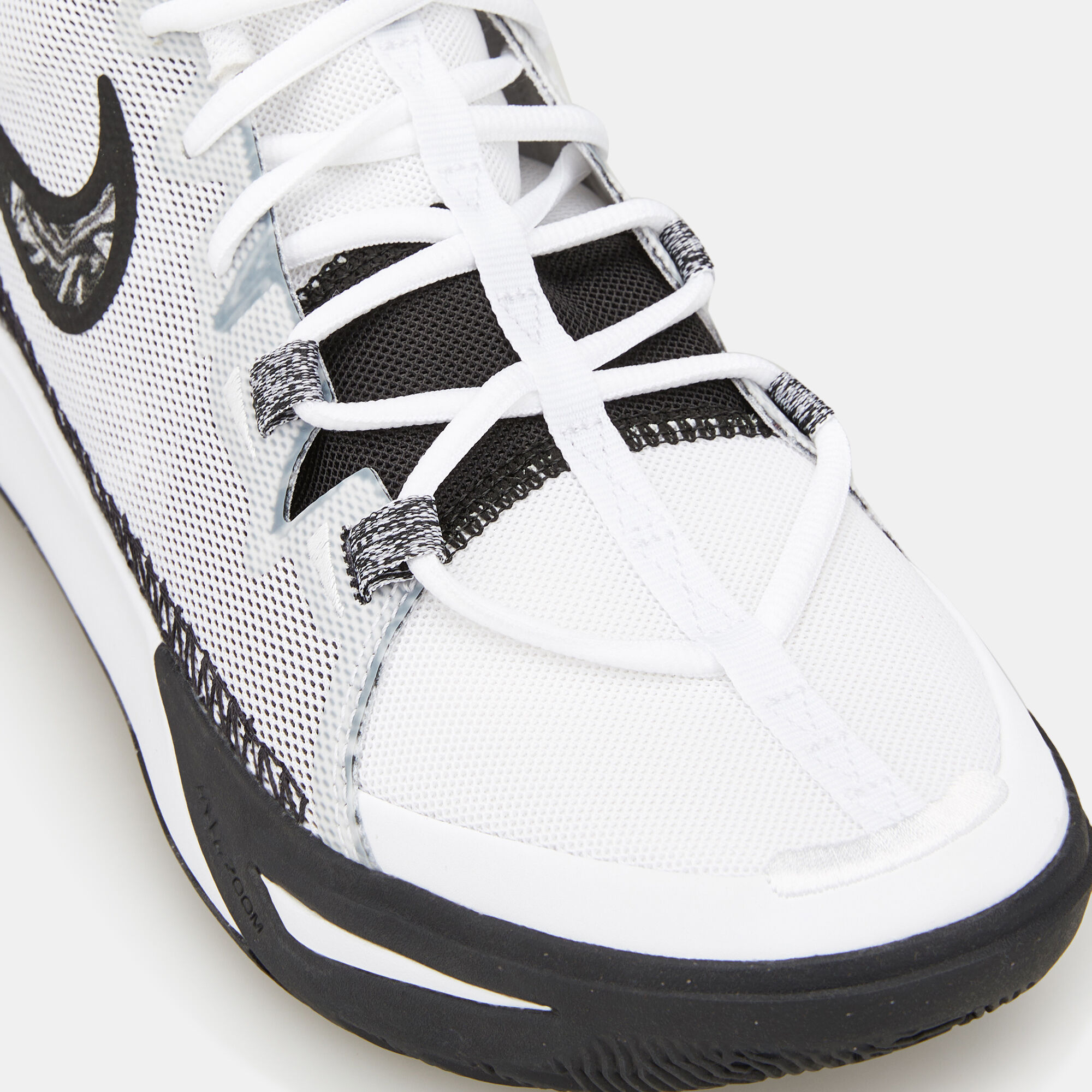 Men s Kyrie Flytrap 6 Basketball Shoe White Nike in KSA SSS